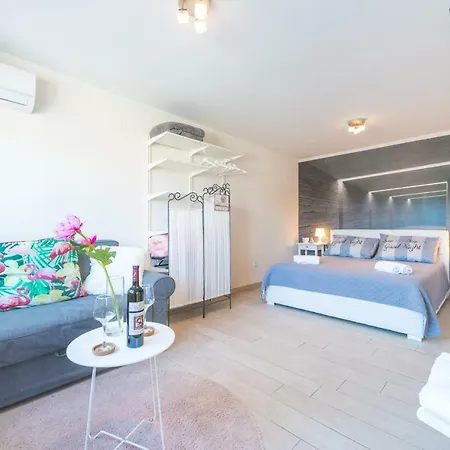 Brand New With Terrace & Parking Apartamento